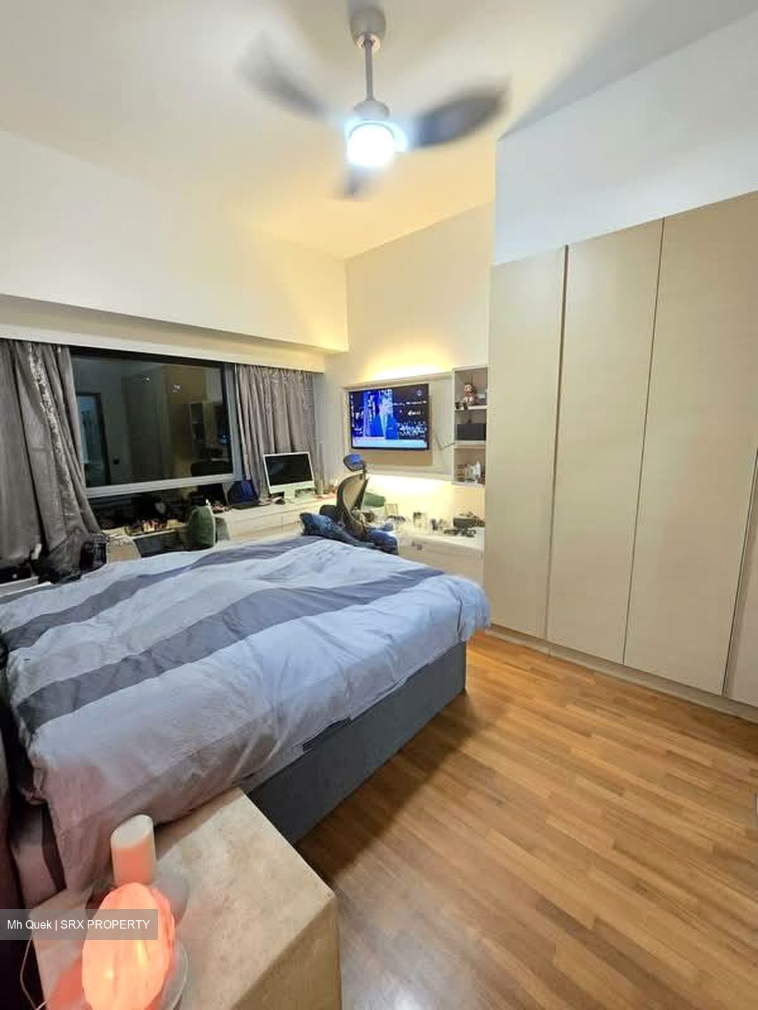 Waterfront Waves (D16), Condominium #568686061